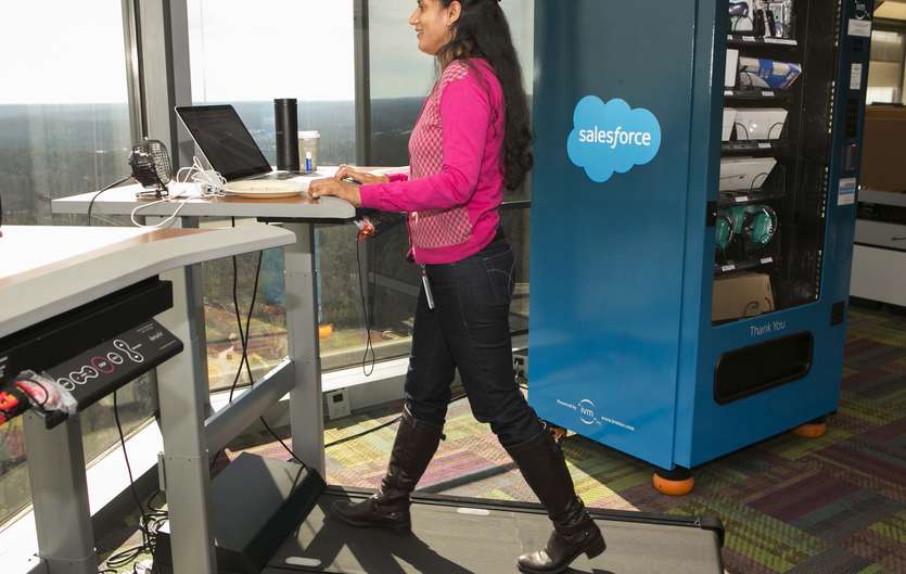 Salesforce employees find plenty of time to work, play and volunteer